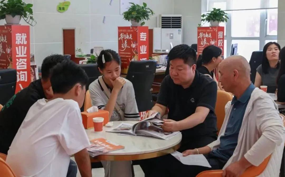 宁波中考成绩不理想,考不上高中还有出路吗?宁波新东方不看分数,免试入学!-第5张图片-四季读书网