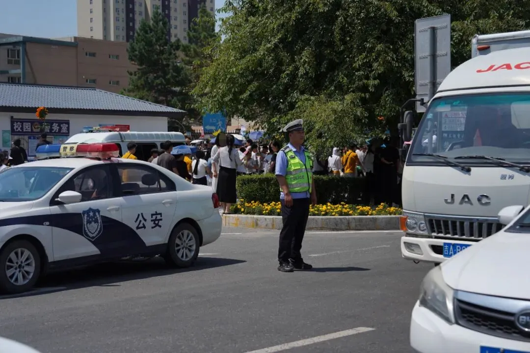 护航中考 | 你只管提笔追梦,农安公安为你保驾护航!-第4张图片-四季读书网