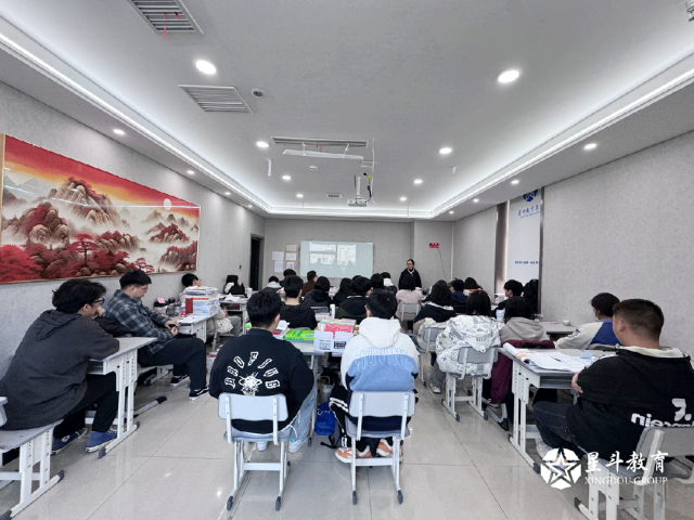 中考后的暑假如何规划?找对节奏开学不掉队!-第2张图片-四季读书网