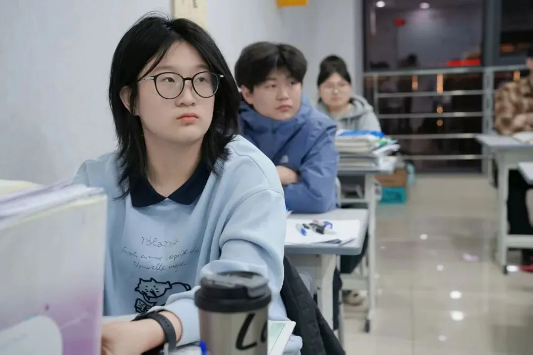 中考后的暑假如何规划?找对节奏开学不掉队!-第26张图片-四季读书网