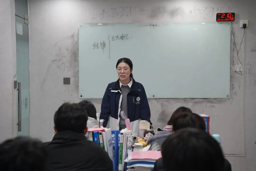 中考后的暑假如何规划?找对节奏开学不掉队!-第27张图片-四季读书网