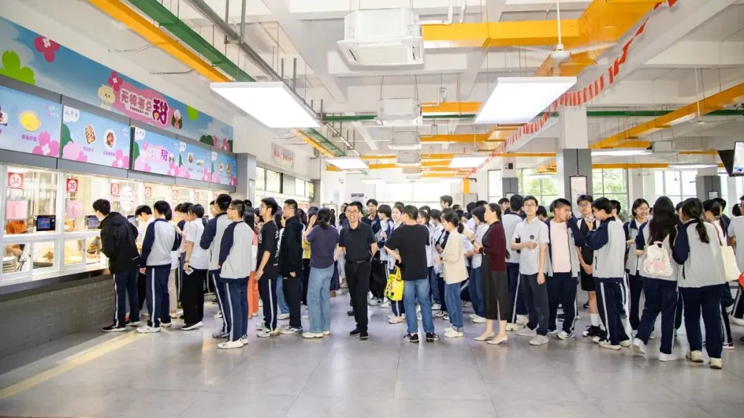 中考放榜!来天一中学奔赴下一程山海-第51张图片-四季读书网