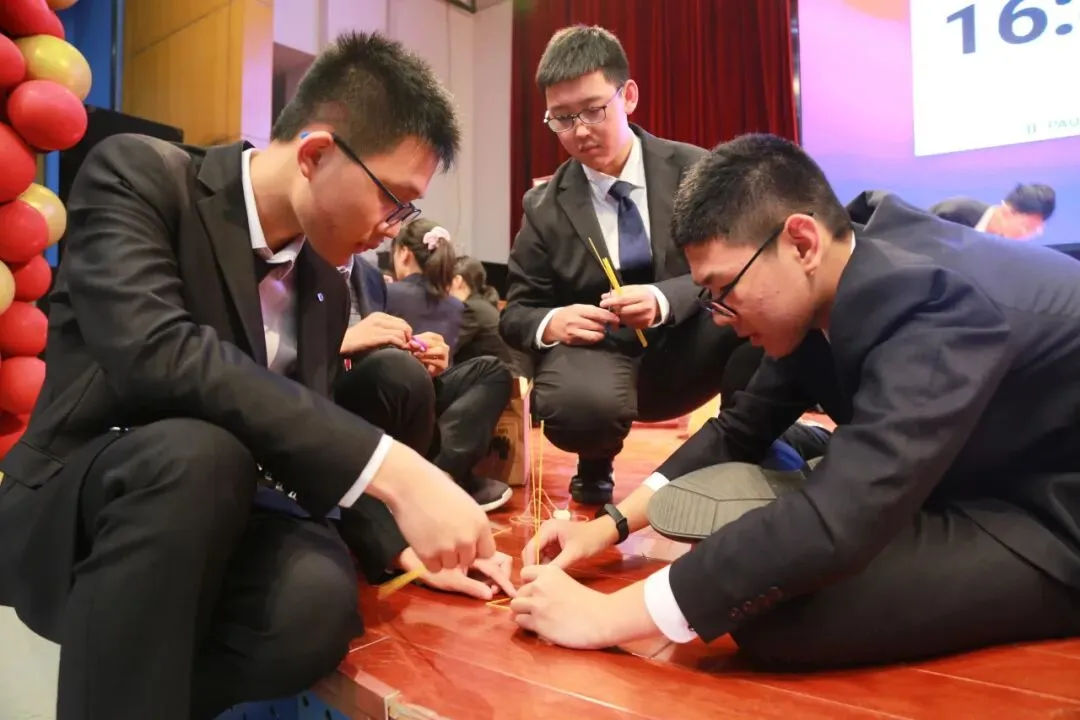 中考放榜!来天一中学奔赴下一程山海-第96张图片-四季读书网