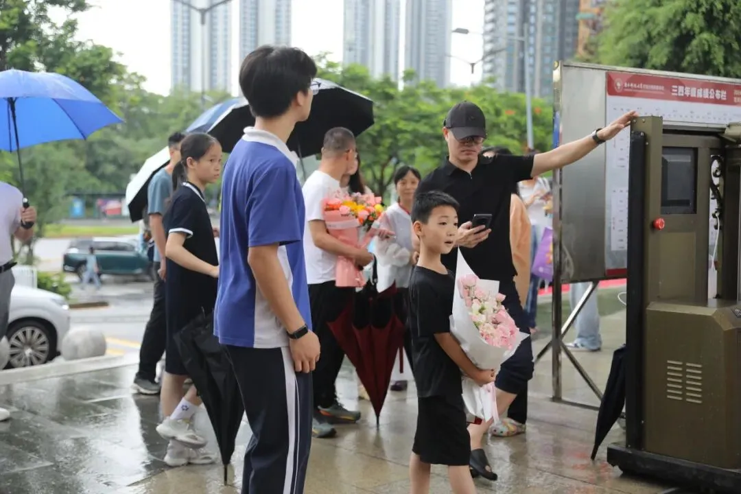 中考学考,圆满收官!-第32张图片-四季读书网