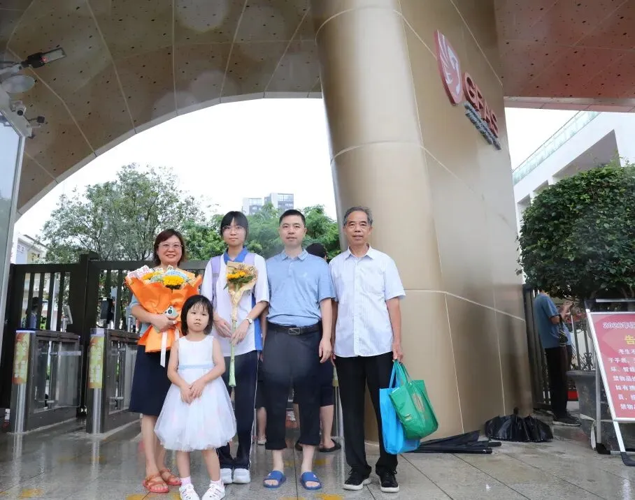 中考学考,圆满收官!-第37张图片-四季读书网