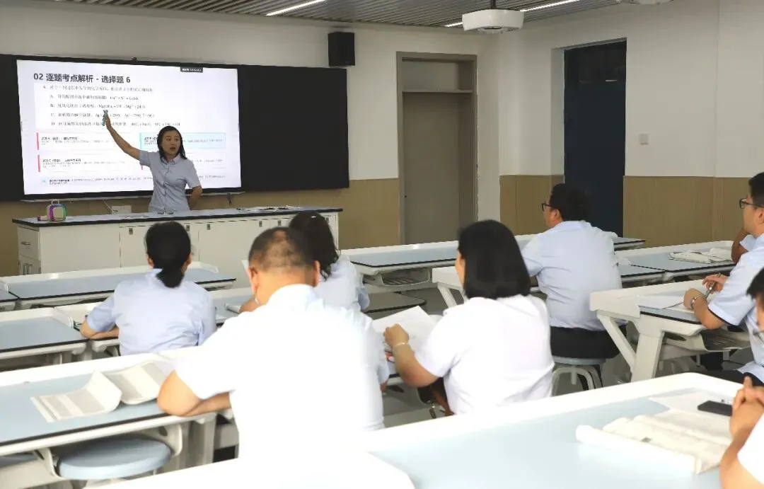 精研真题 深耕教研——商丘市实验中学开展高考真题解读大教研活动-第4张图片-四季读书网