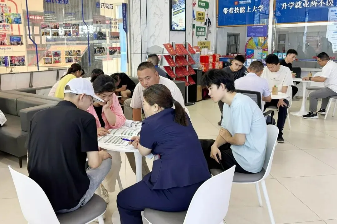 中考出分前 | 这是家长必须做的“保底”准备!别等分数出来才着急-第2张图片-四季读书网