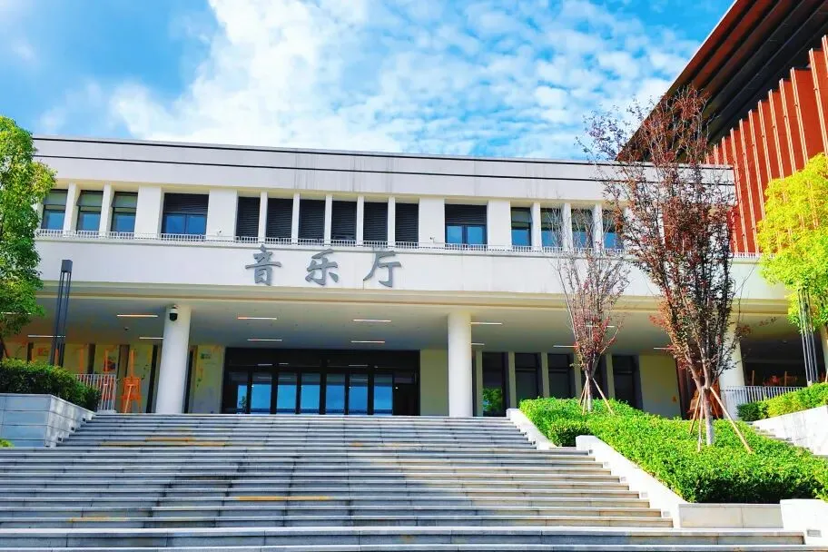 成都七中东部学校2026中考志愿线下咨询会开启!-第17张图片-四季读书网