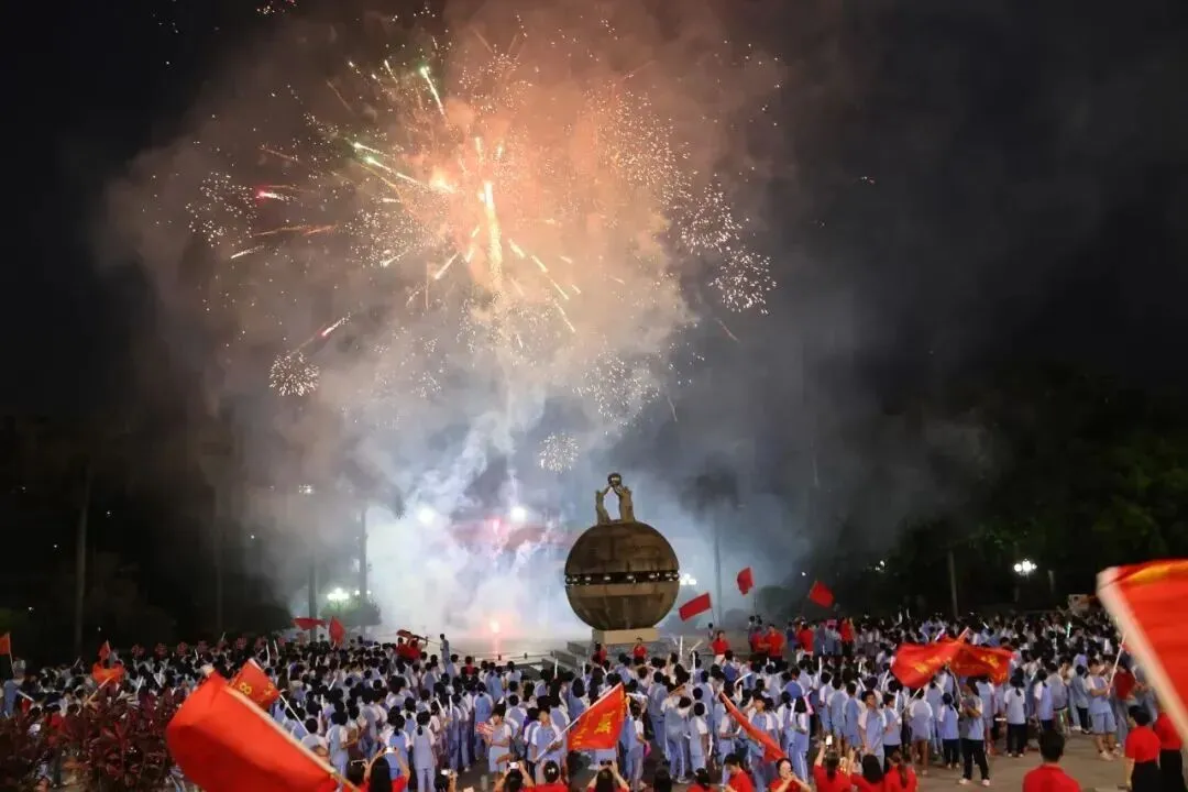 今年谁最燃?东莞各校中考助威大PK!花式应援实在太强了!-第16张图片-四季读书网