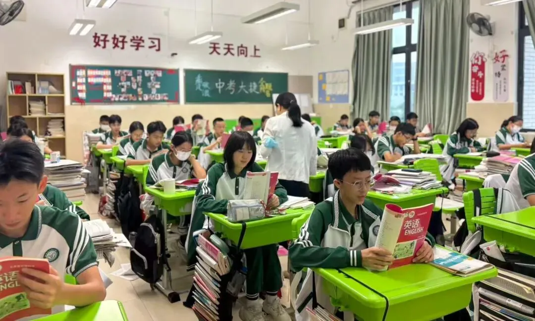 中考加油 | 愿你执笔赴山海,圆梦绽芳华!-第16张图片-四季读书网