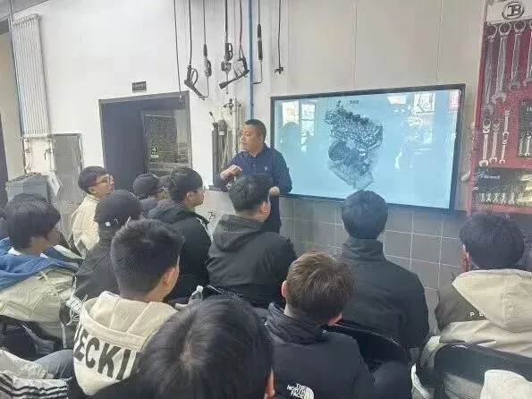 不用纠结!大庆中考各分数段精准定位!在大庆现代技术职业学校,每一类分数都有专属升学出路-第8张图片-四季读书网