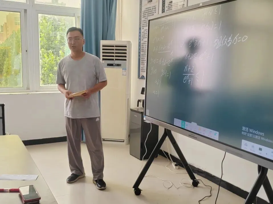 沈丘二高首届“卓越杯”高考真题讲解大赛圆满举办-第49张图片-四季读书网