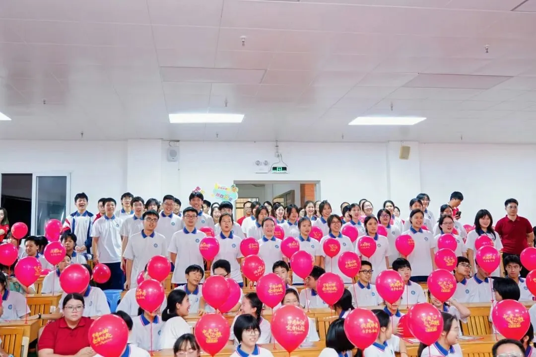 执笔为剑战中考,落笔生花创辉煌丨暨大附中2025届中考壮行精彩回顾-第38张图片-四季读书网