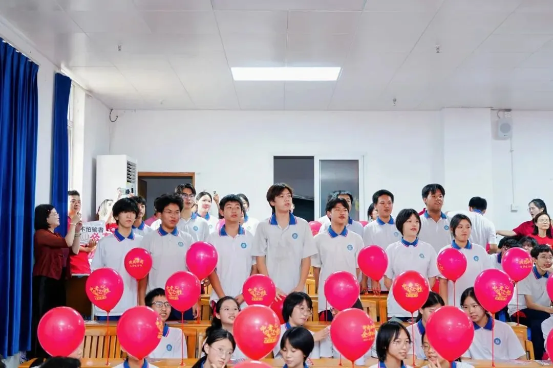 执笔为剑战中考,落笔生花创辉煌丨暨大附中2025届中考壮行精彩回顾-第41张图片-四季读书网