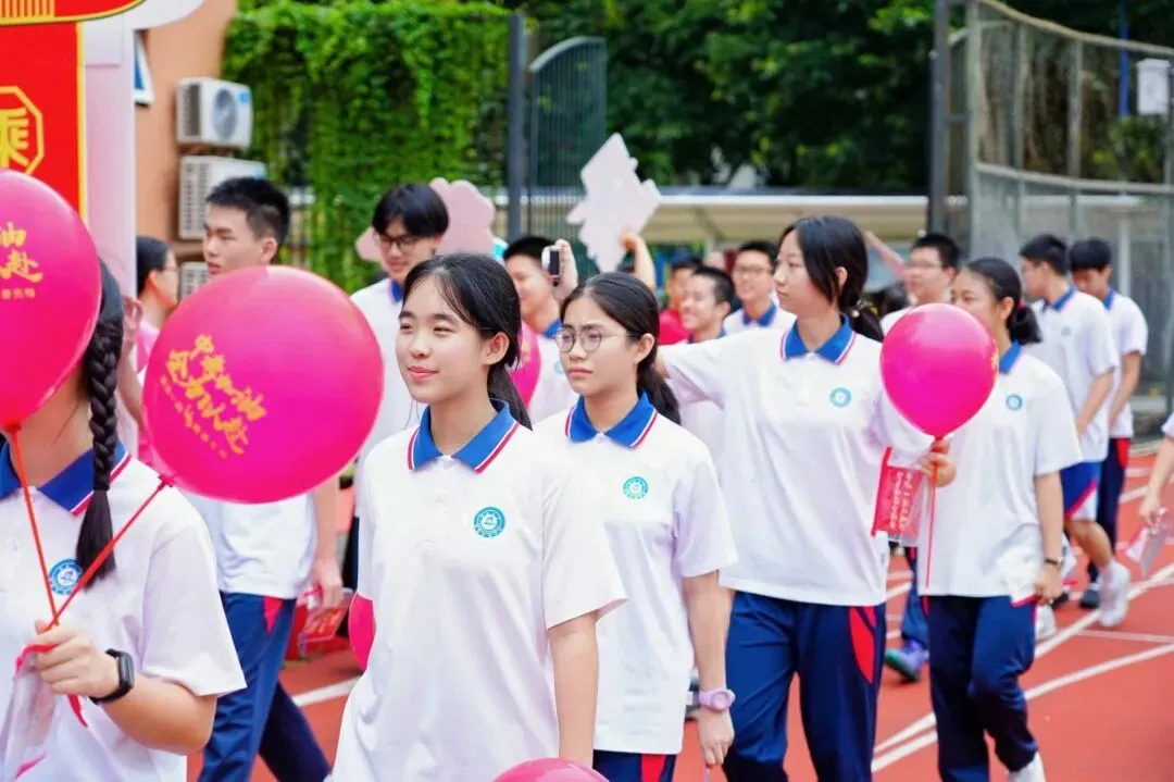 执笔为剑战中考,落笔生花创辉煌丨暨大附中2025届中考壮行精彩回顾-第67张图片-四季读书网