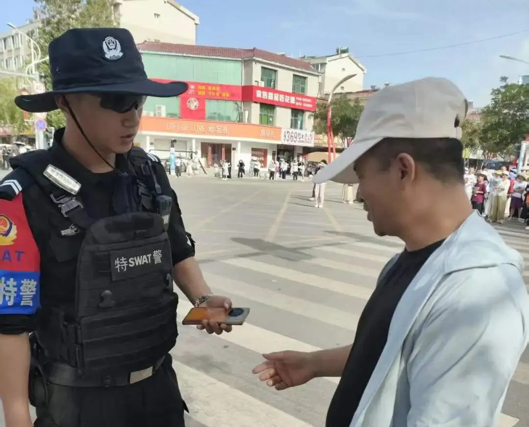 “警”随中考!中宁公安全力护航中考学子逐梦-第11张图片-四季读书网