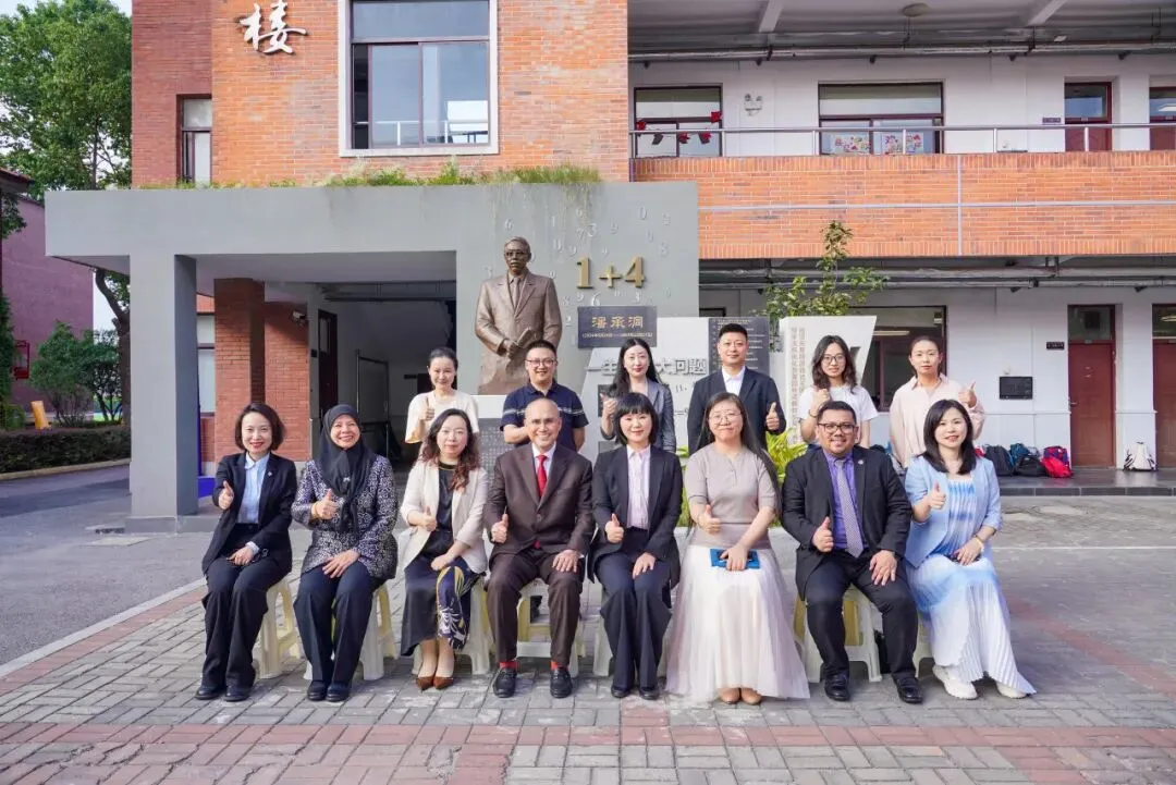 桃坞高级中学校国际部(新马方向)中考补录通道开启-第15张图片-四季读书网