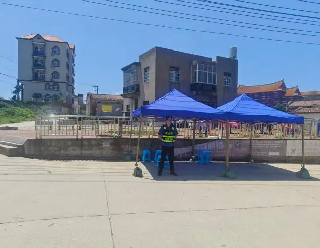 卓诚党建丨党建引领聚合力 多方联动护中考——护航党员工作室-第10张图片-四季读书网