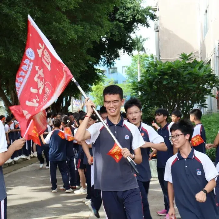 金海岸中学2026届中考动员大会热血启幕!少年起航,誓创辉煌!-第30张图片-四季读书网