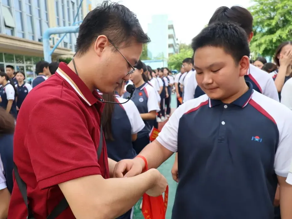 金海岸中学2026届中考动员大会热血启幕!少年起航,誓创辉煌!-第52张图片-四季读书网