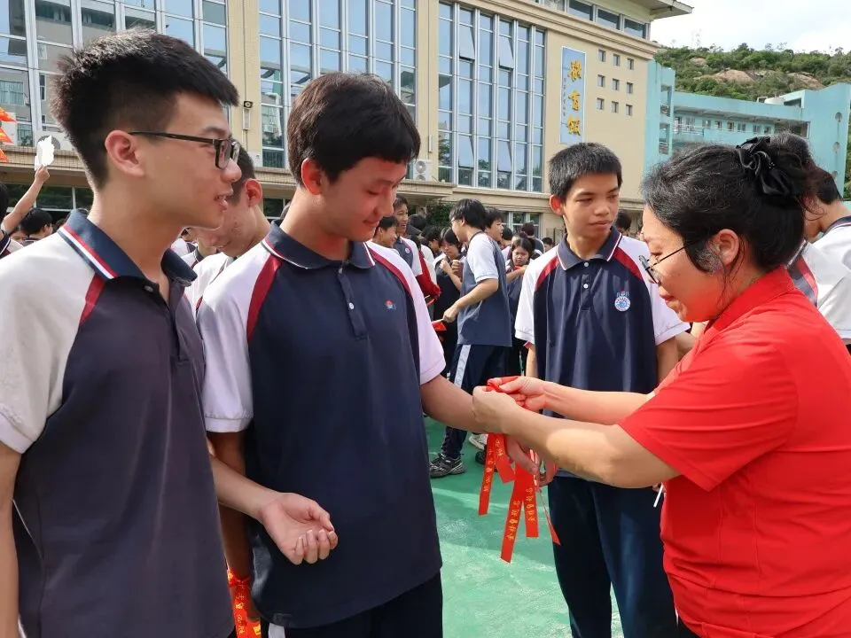 金海岸中学2026届中考动员大会热血启幕!少年起航,誓创辉煌!-第58张图片-四季读书网