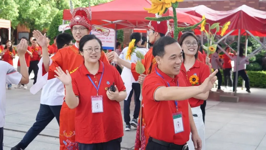 中考 | 全力以赴,执笔逐光,少年自当扶摇上!-第12张图片-四季读书网