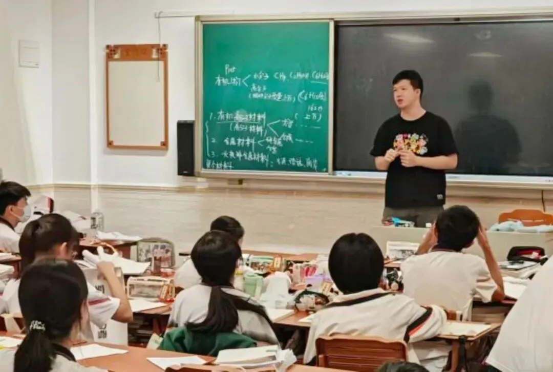 中考 | 全力以赴,执笔逐光,少年自当扶摇上!-第33张图片-四季读书网