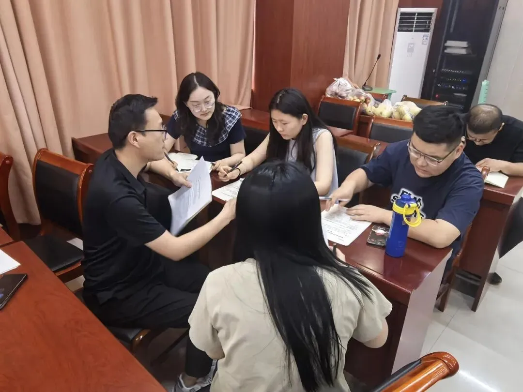 教学教研丨精研真题明方向 深思细悟促成长——濮阳市七星实验学校开展高考专题研讨活动-第9张图片-四季读书网