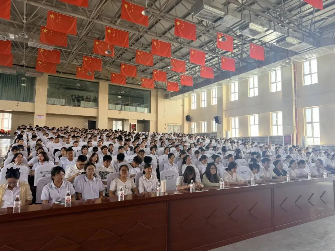 【党建+逐梦中考】逐梦初三立壮志,全力以赴赢中考——克州实验中学九年级逐梦启航启动仪式圆满举行-第16张图片-四季读书网