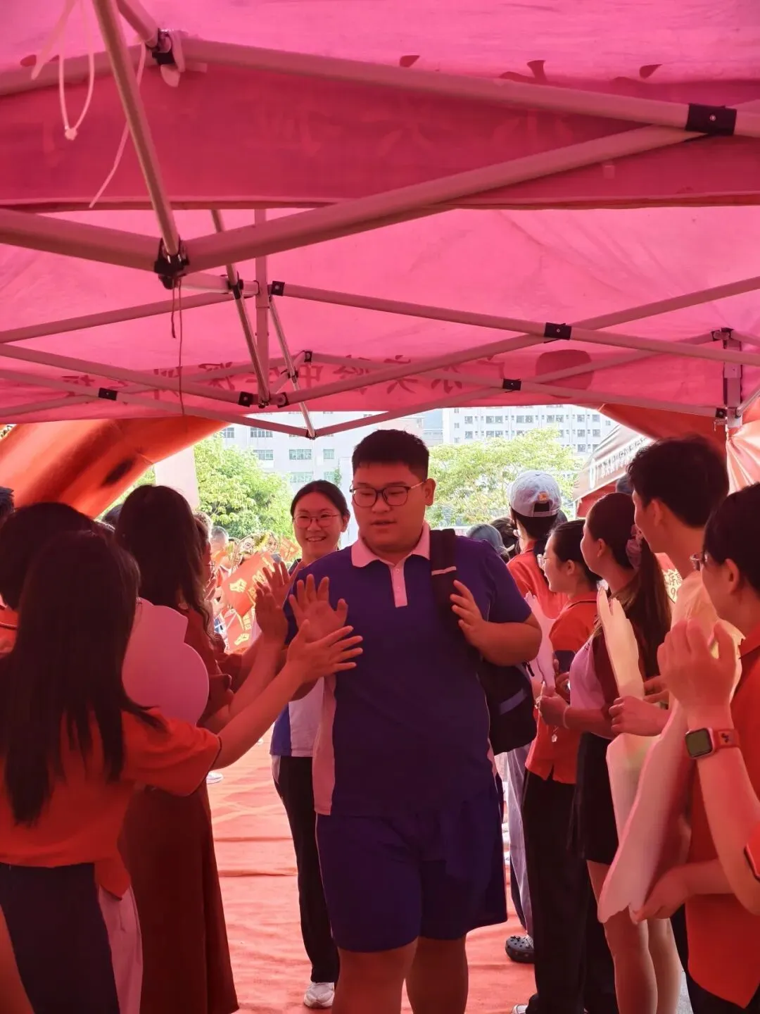 笔锋所至,心光所向——2026年中考“护航”之旅-第29张图片-四季读书网