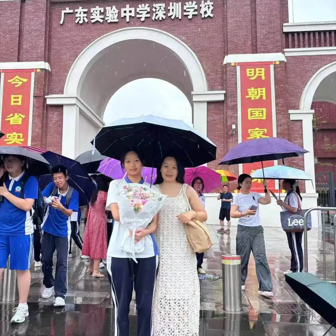 笔锋所至,心光所向——2026年中考“护航”之旅-第83张图片-四季读书网