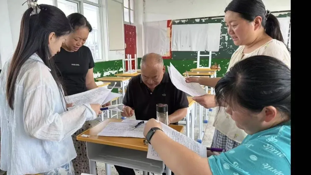 南阳市三中伏牛路校区九年级教师真题研做-第22张图片-四季读书网