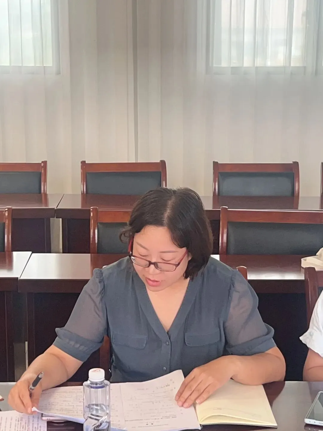 研析真题聚智交流,盛夏研修蓄力远航——张家港市吴新建名师工作室第十次研修活动在市教发中心举行-第7张图片-四季读书网