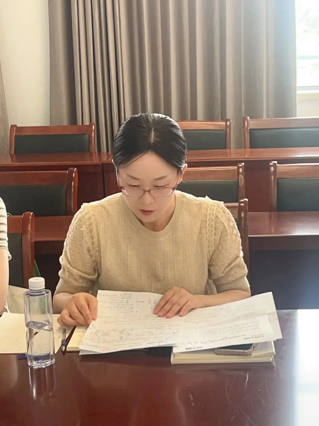 研析真题聚智交流,盛夏研修蓄力远航——张家港市吴新建名师工作室第十次研修活动在市教发中心举行-第11张图片-四季读书网