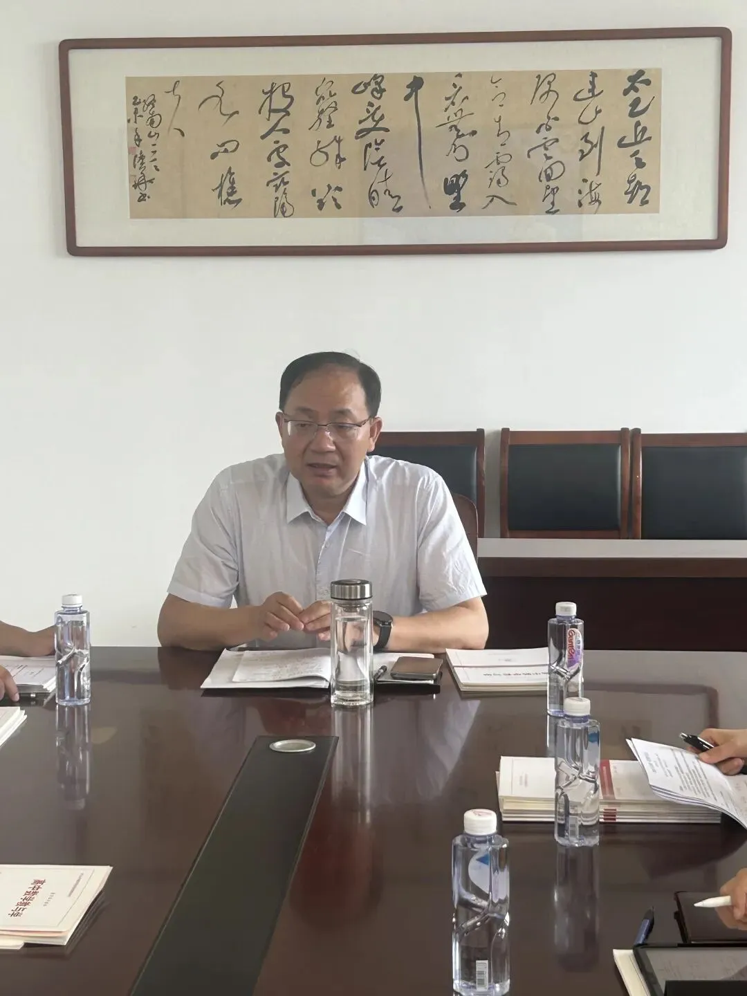 研析真题聚智交流,盛夏研修蓄力远航——张家港市吴新建名师工作室第十次研修活动在市教发中心举行-第20张图片-四季读书网