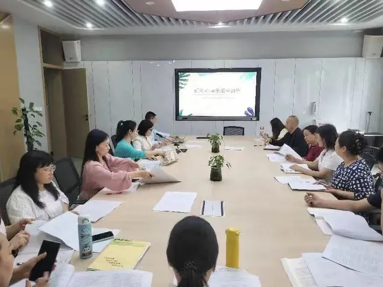 深研真题明方向,智用AI启新章-第11张图片-四季读书网