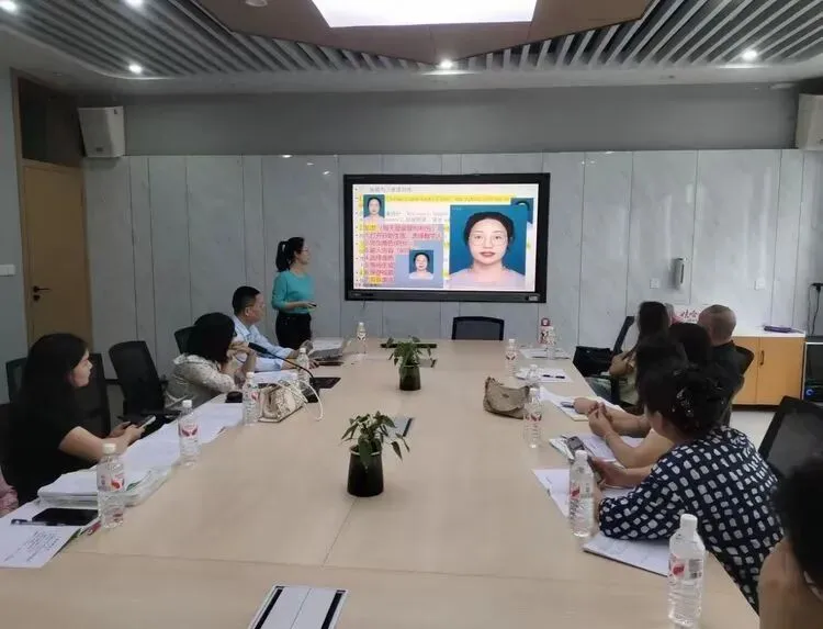 深研真题明方向,智用AI启新章-第15张图片-四季读书网