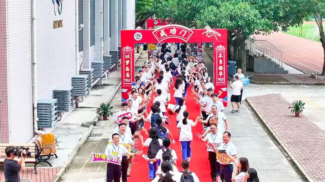 中考首日,清溪6314名考生执笔赴考场!-第2张图片-四季读书网