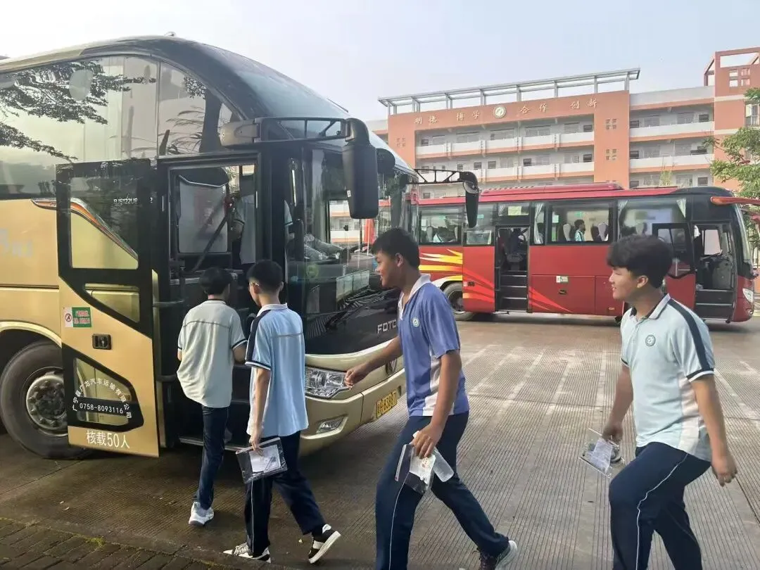中考启幕!广宁5969名考生赴考-第14张图片-四季读书网