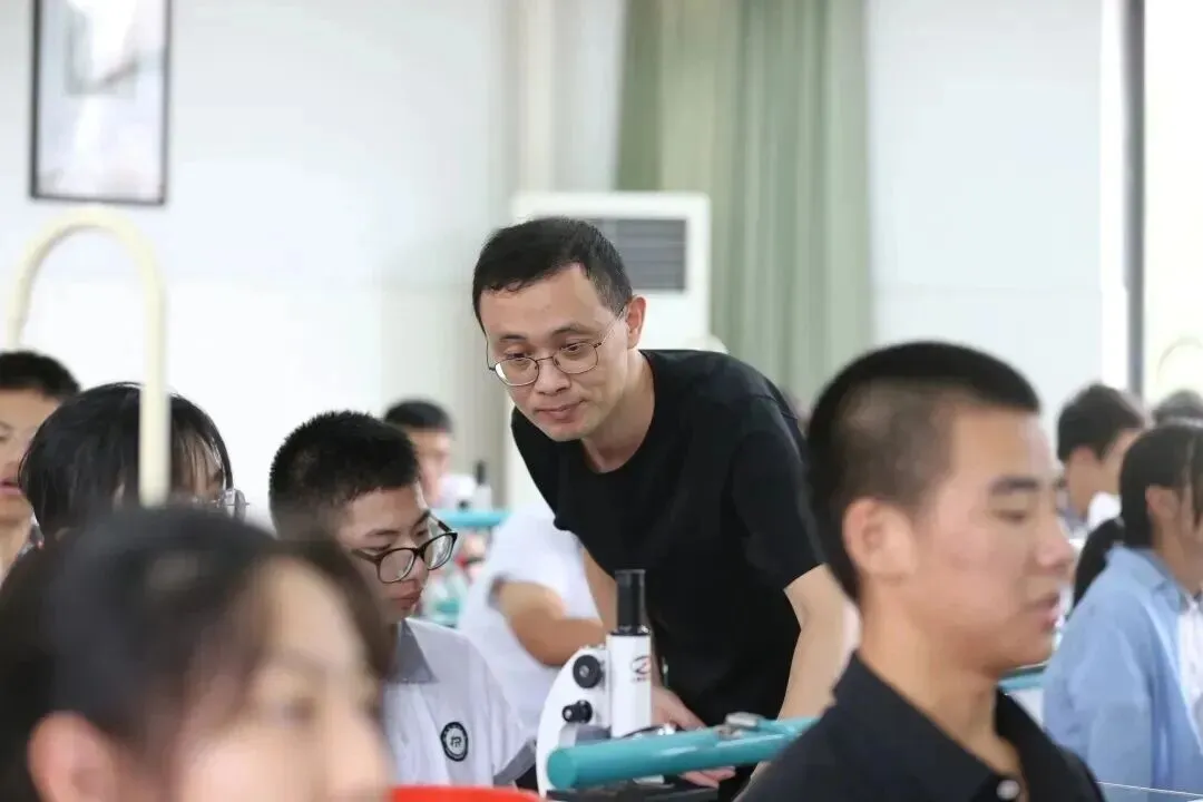 中考择校丨心怀仁德,静候少年逐光!-第29张图片-四季读书网