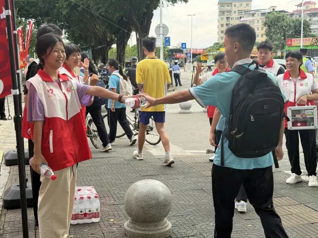 从化志愿者再出发,为2026广州中考暖心护航!-第7张图片-四季读书网