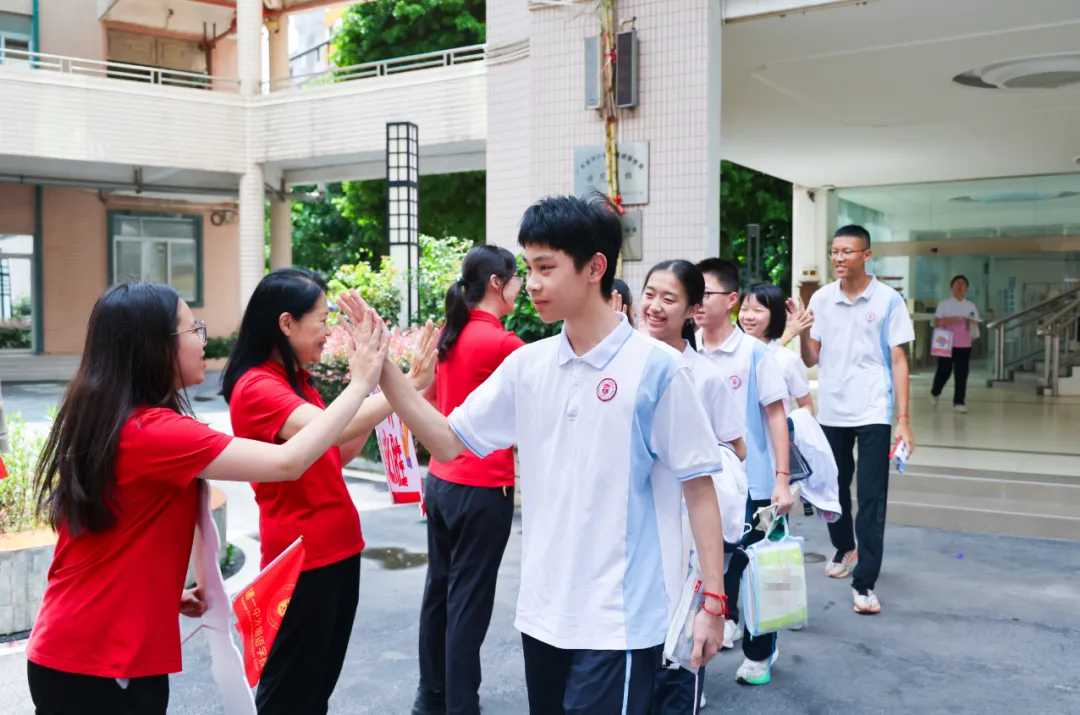 2026年佛山中考顺利开考!-第5张图片-四季读书网