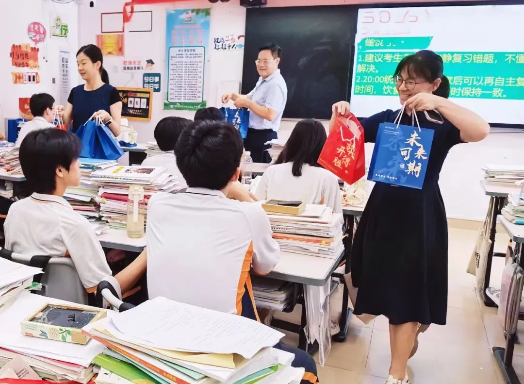 中考首日直击|花都少年执笔赴考,逐梦今朝!-第36张图片-四季读书网