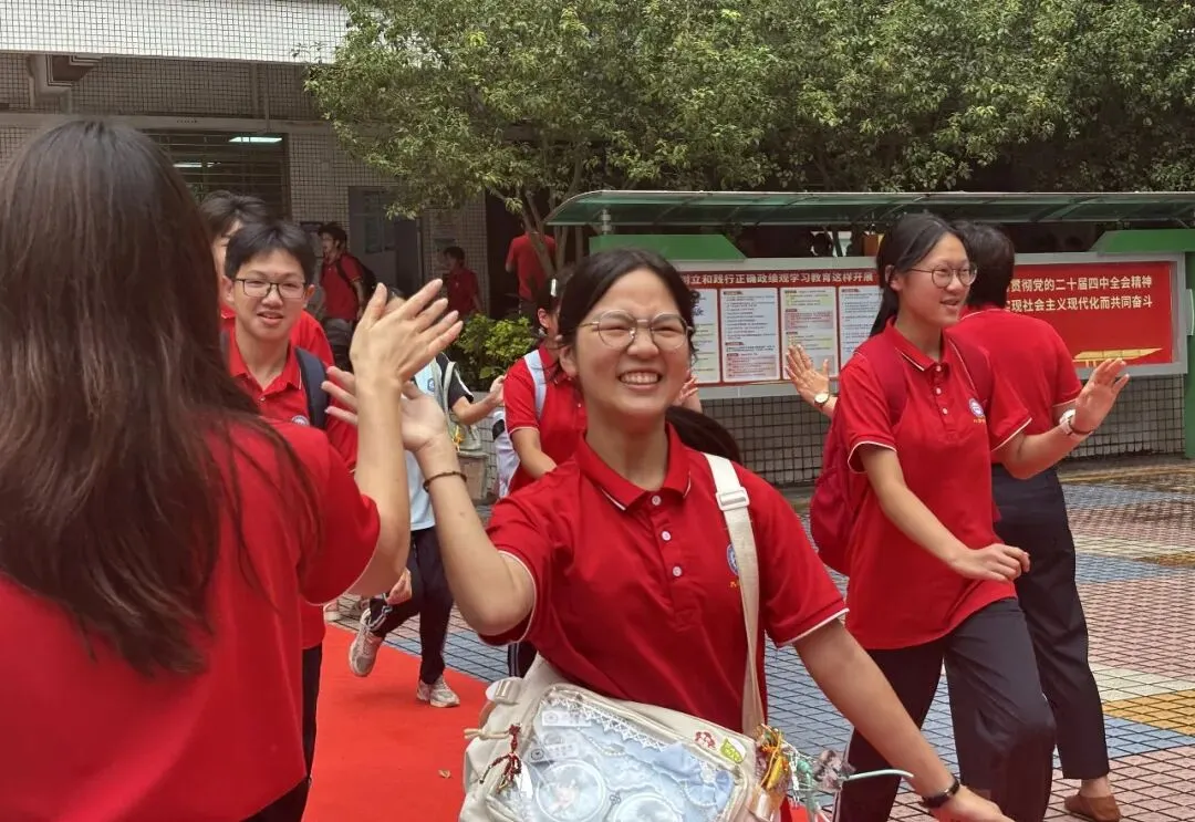中考必胜丨意气风发 气贯长虹——梅江区北实双语学校2026届送考仪式燃情启幕-第39张图片-四季读书网