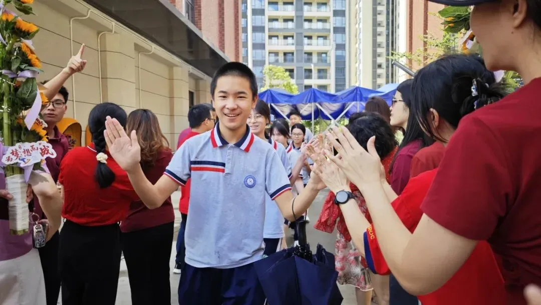 加油,少年!江门中考今日开考-第7张图片-四季读书网 加油,少年!江门中考今日开考-第7张图片-四季读书网