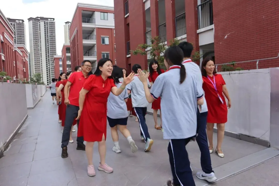加油,少年!江门中考今日开考-第17张图片-四季读书网 加油,少年!江门中考今日开考-第17张图片-四季读书网