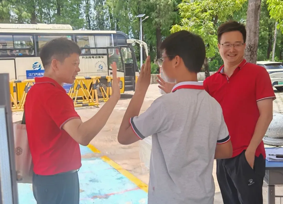 加油,少年!江门中考今日开考-第22张图片-四季读书网 加油,少年!江门中考今日开考-第22张图片-四季读书网