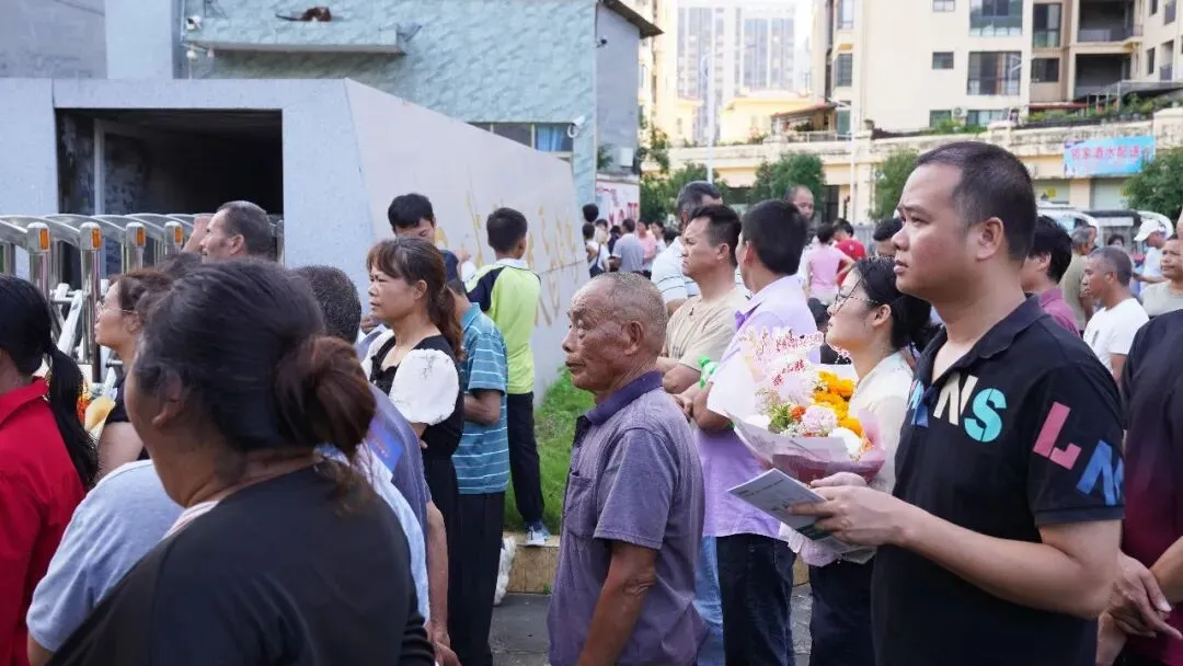 柳城九年级中考结束,祝柳城少年奔赴新征程-第2张图片-四季读书网