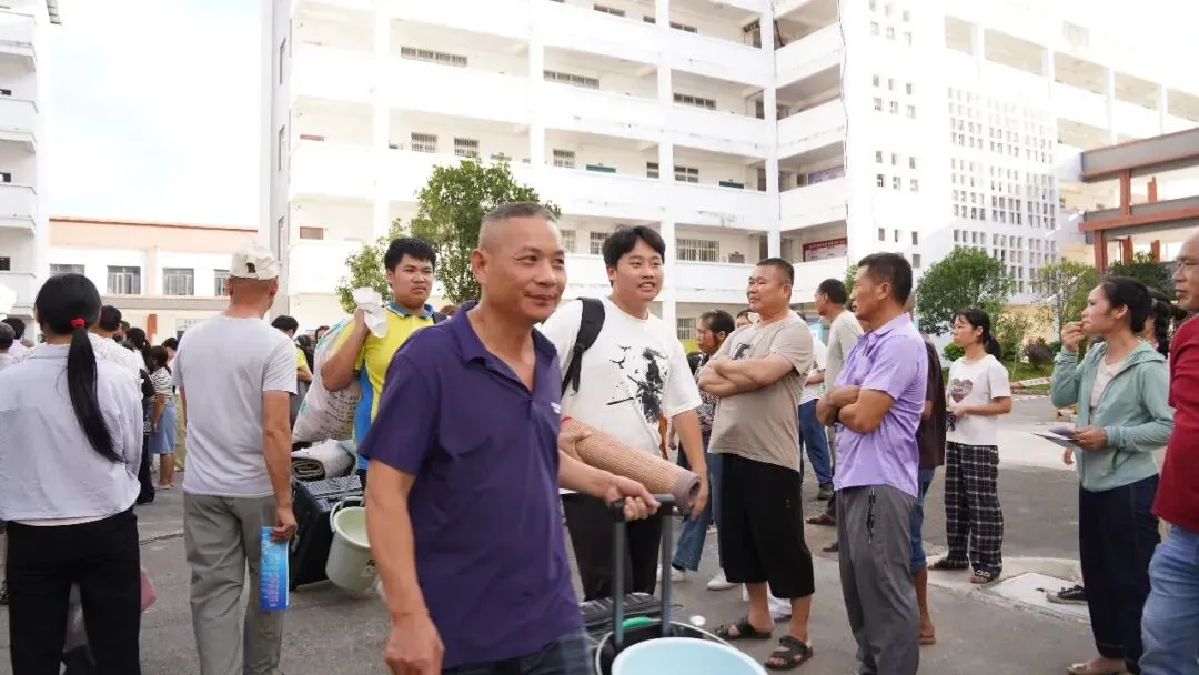 柳城九年级中考结束,祝柳城少年奔赴新征程-第6张图片-四季读书网
