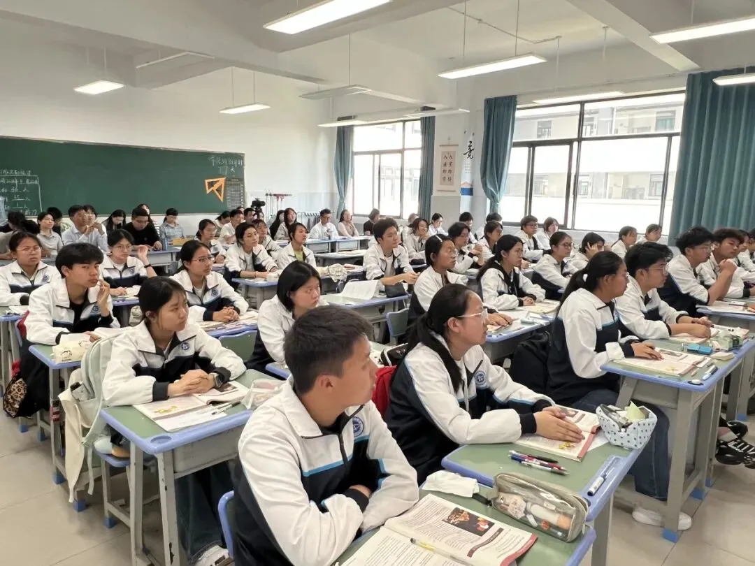 “双休”背景下,中考600+学生升入“985/211/双一流”名校的“西点培养方案”解读!-第15张图片-四季读书网 “双休”背景下,中考600+学生升入“985/211/双一流”名校的“西点培养方案”解读!-第15张图片-四季读书网